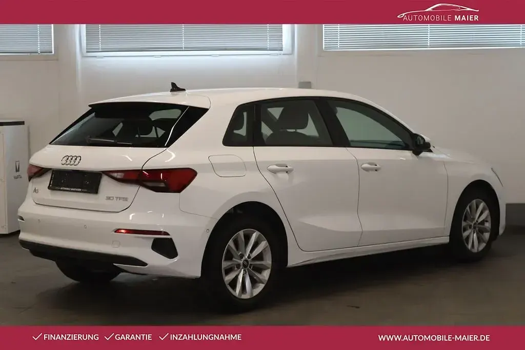 Gebraucht Audi A3 Basis 110 PS (80 kW) 2024 Ibisweiã Limousine