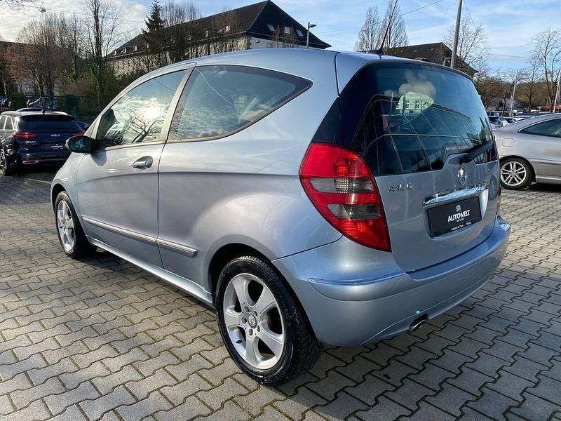 Gebraucht Mercedes A150 95 PS (69 kW) 2008 Blau Limousine