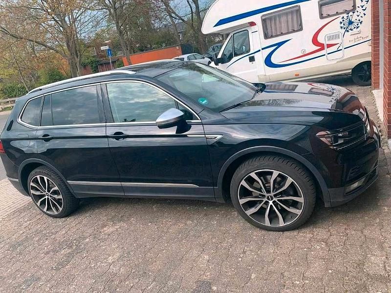 Gebraucht VW Tiguan Allspace 199 PS (146 kW) 2018 Schwarz SUV