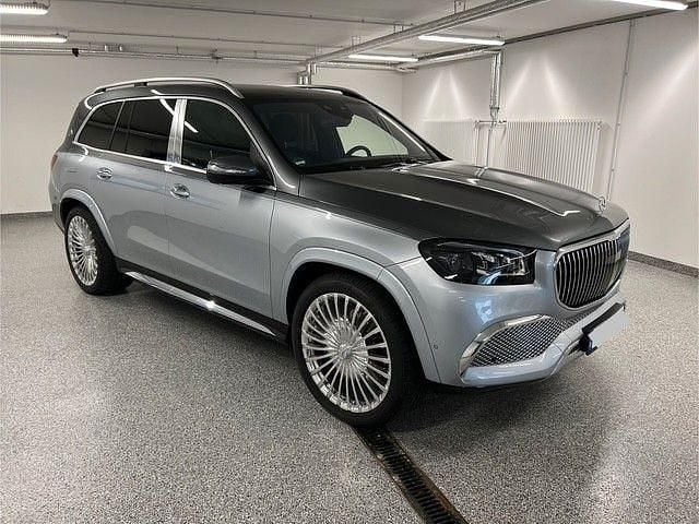 Grau Gebraucht 2024 Mercedes GLS600 Maybach SUV | 184.900 € - Bild 1/4
