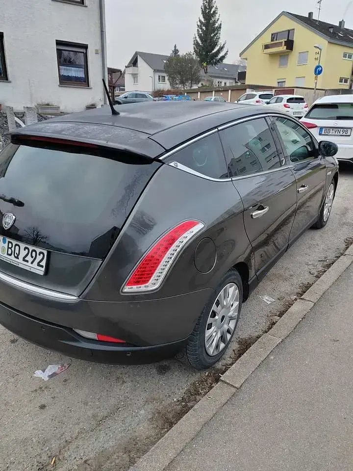 Second-hand Lancia Delta 140 CP (102 kW) 2011 Hatchback