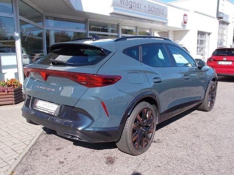 Second-hand Cupra Formentor 150 CP (110 kW) 2024 Albastru SUV
