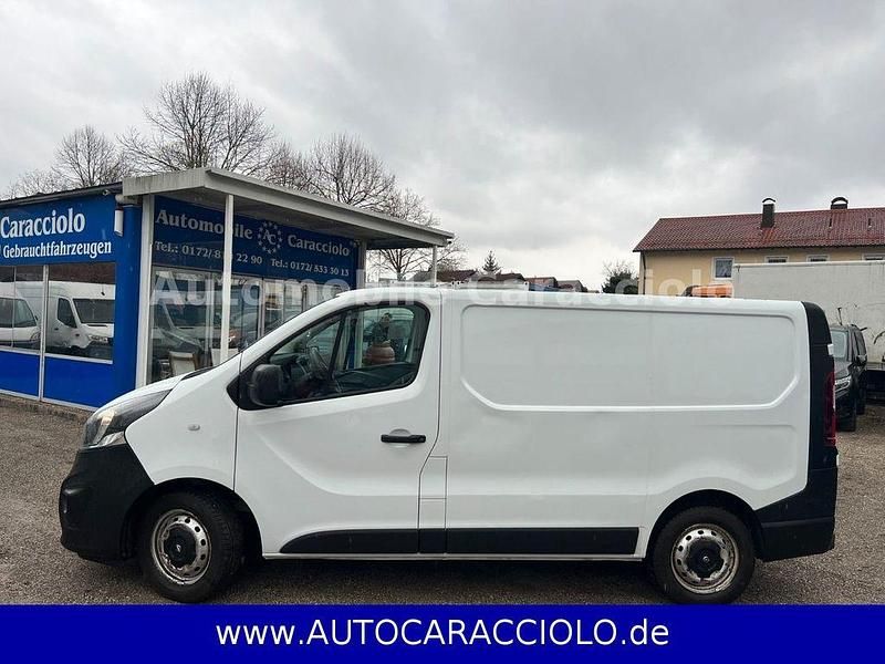 Gebraucht Opel Vivaro 125 PS (91 kW) 2017 Weiß Van / Kleinbus
