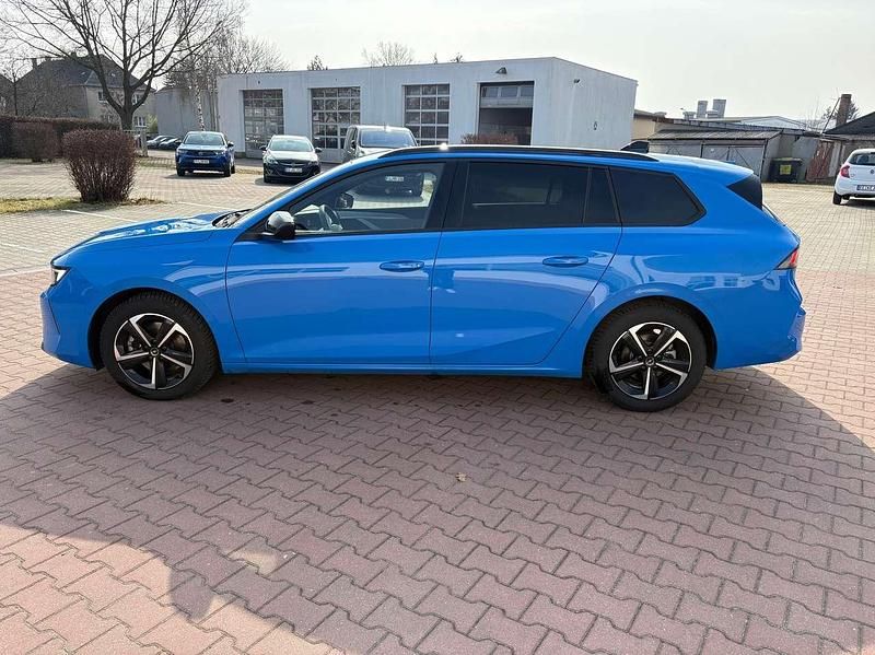 Gebraucht Opel Astra Edition 131 PS (96 kW) 2025 Athletik blau Kombi
