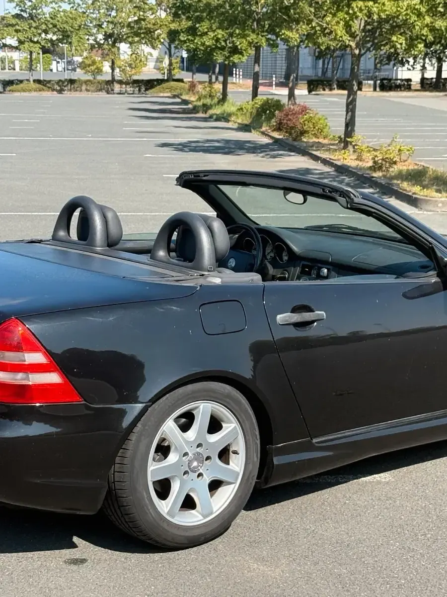 Gebraucht Mercedes SLK230 AMG 195 PS (143 kW) 1998 Schwarz Cabrio