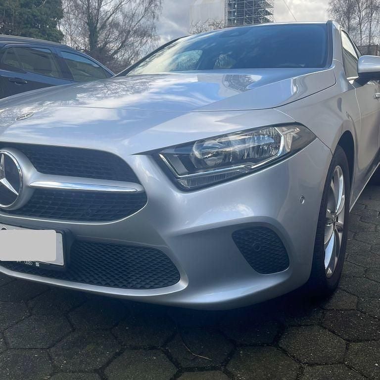 Gebraucht Mercedes A250 224 PS (164 kW) 2017 Silber Limousine