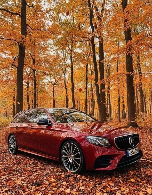 Gebraucht Mercedes E350 AMG 256 PS (188 kW) 2017 Rot Kombi