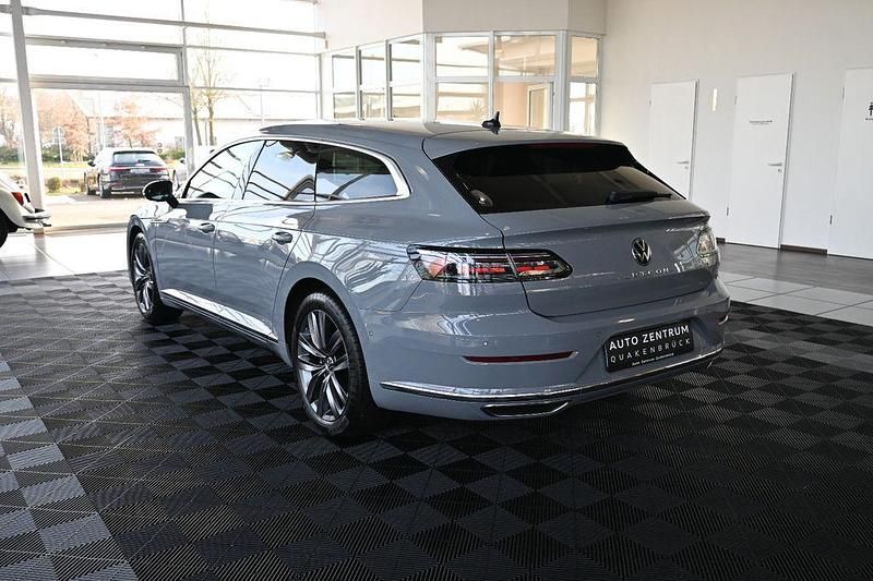 Gebraucht VW Arteon Elegance 190 PS (139 kW) 2022 Grau Limousine