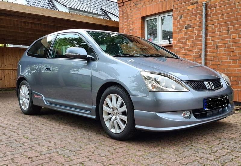 Grau Gebraucht 2005 Honda Civic Sport Limousine | 3.190 € (Fairer Preis) - Bild 1/4