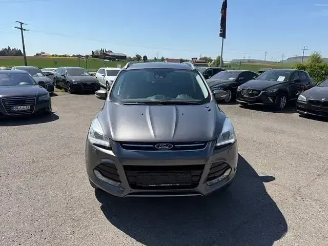 Gebraucht Ford Kuga 176 PS (129 kW) 2013 Grau SUV