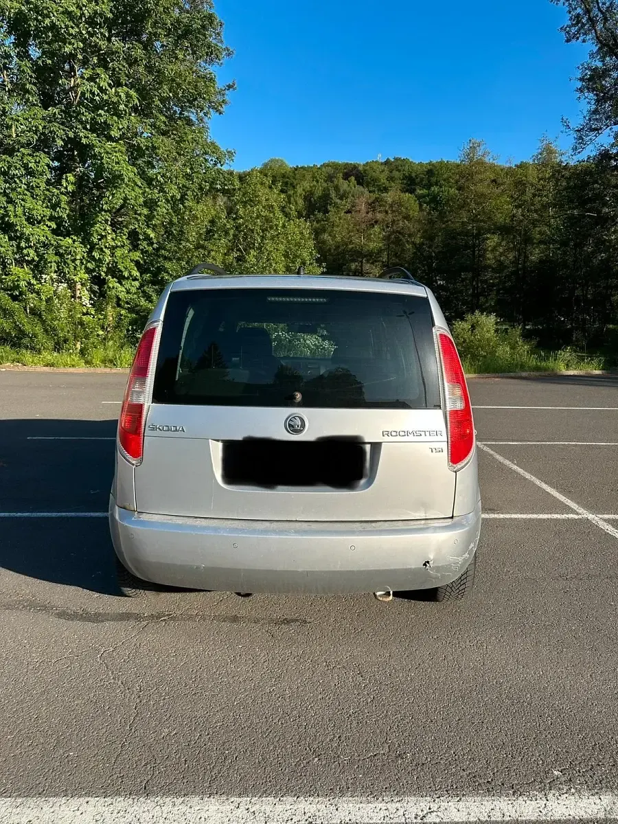 Gebraucht Skoda Roomster 86 PS (63 kW) 2013 Silber Van / Kleinbus