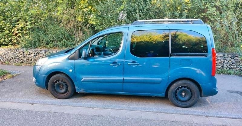 Gebraucht Peugeot Partner Tepee 109 PS (80 kW) 2008 Blau Van / Kleinbus