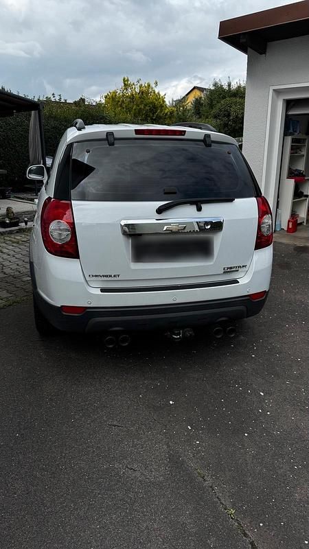 Gebraucht Chevrolet Captiva 163 PS (119 kW) 2012 Weiß SUV