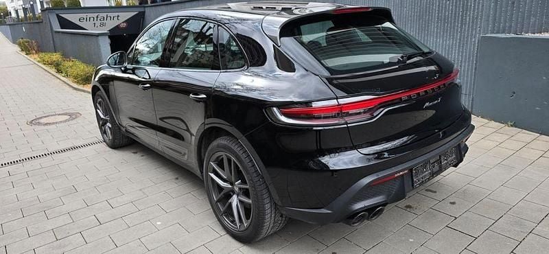 Gebraucht Porsche Macan 265 PS (194 kW) 2023 Schwarz SUV