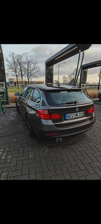 Gebraucht BMW 325 218 PS (160 kW) 2014 Braun Kombi