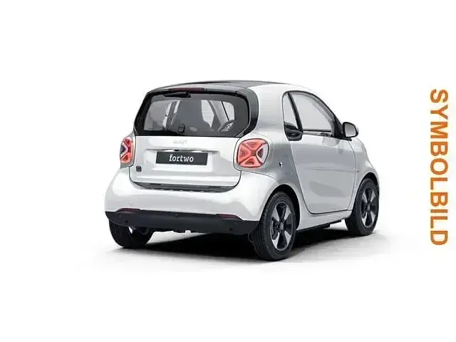 Gebraucht Smart ForTwo Electric Drive Exclusive 60 kW (82 PS) 2024 Weiß