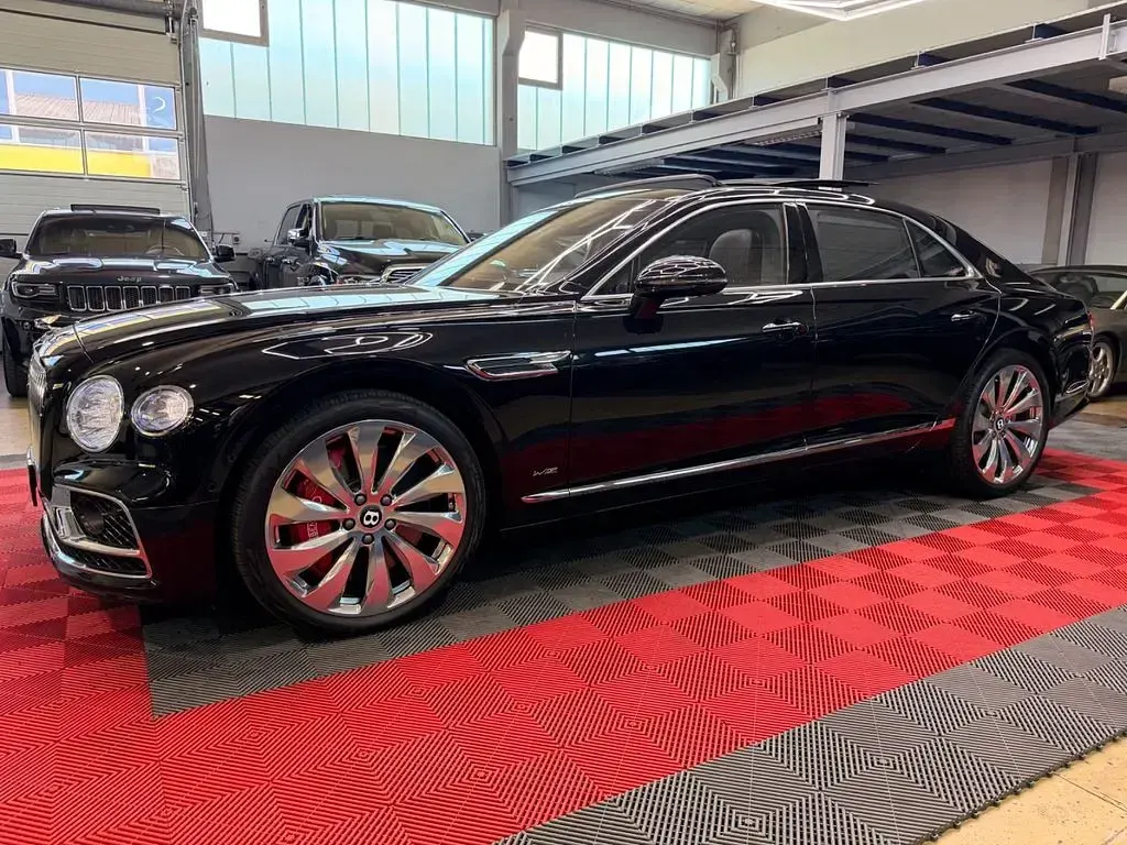 Gebraucht Bentley Flying Spur Mulliner 635 PS (467 kW) 2021 Schwarz Limousine