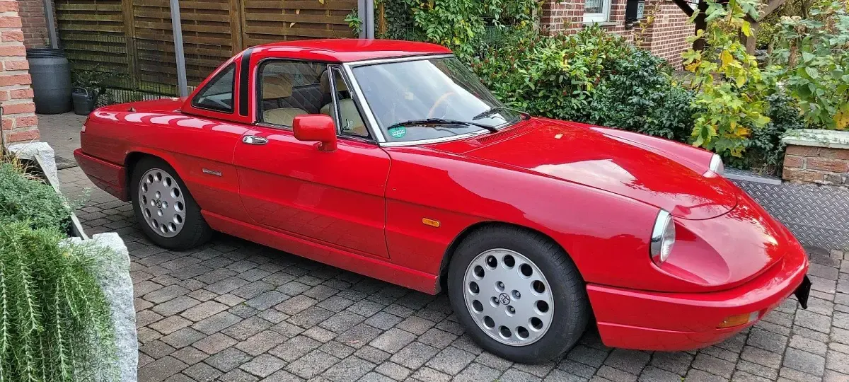 Gebraucht Alfa Romeo Spider 120 PS (88 kW) 1990 Rot Cabrio