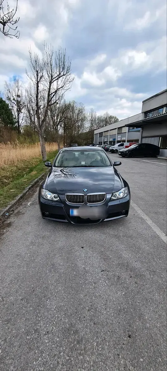 Gebraucht BMW 330 M Sport 231 PS (169 kW) 2007 Grau Limousine