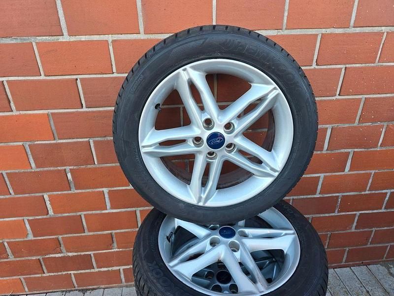 Gebraucht Ford Focus Titanium 150 PS (110 kW) 2018 Schwarz Limousine