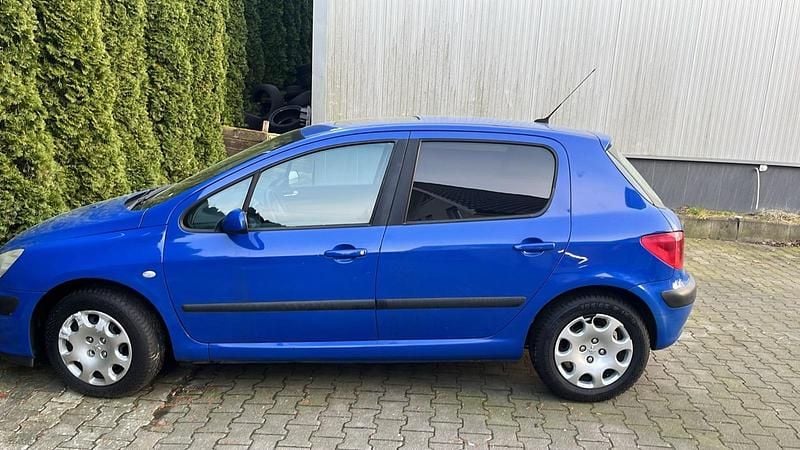 Gebraucht Peugeot 307 109 PS (80 kW) 2002 Blau Kleinwagen