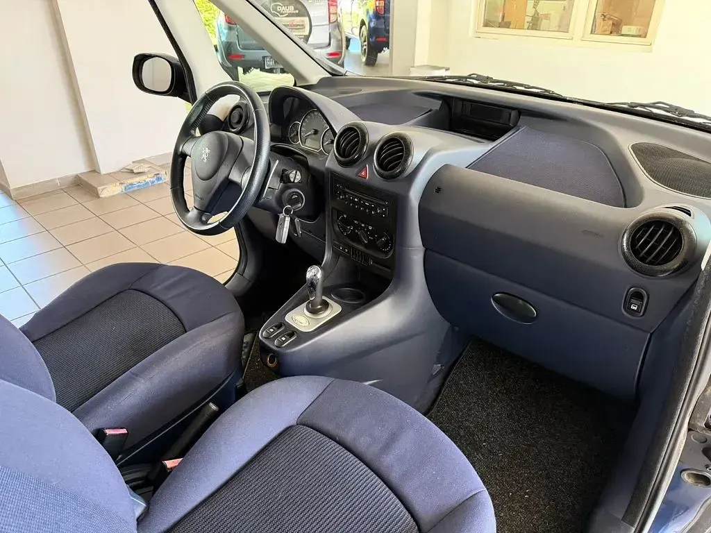Gebraucht Peugeot 1007 Premium 109 PS (80 kW) 2006 Blau Van / Kleinbus