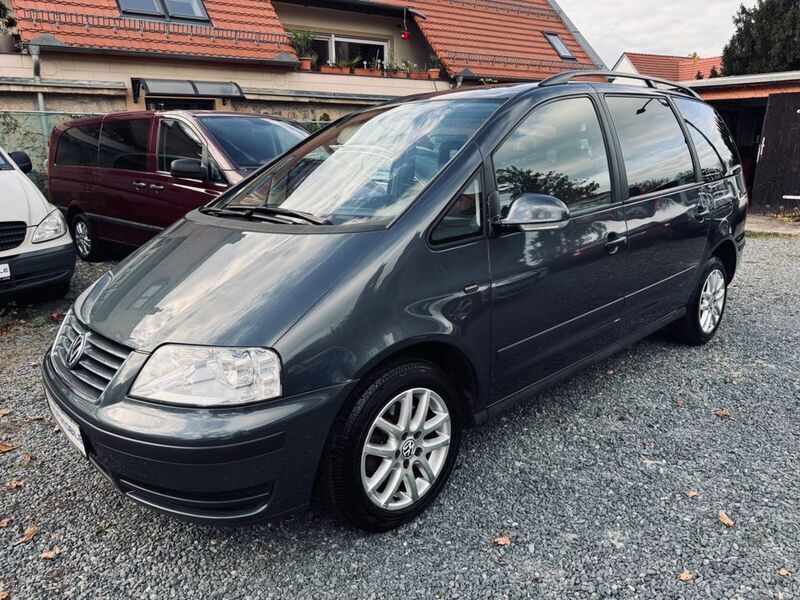 Gebraucht VW Sharan Trendline 116 PS (85 kW) 2006 Grau Van / Kleinbus