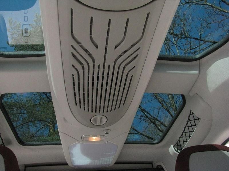 Gebraucht Citroën Berlingo 92 PS (67 kW) 2011 Rot Van / Kleinbus