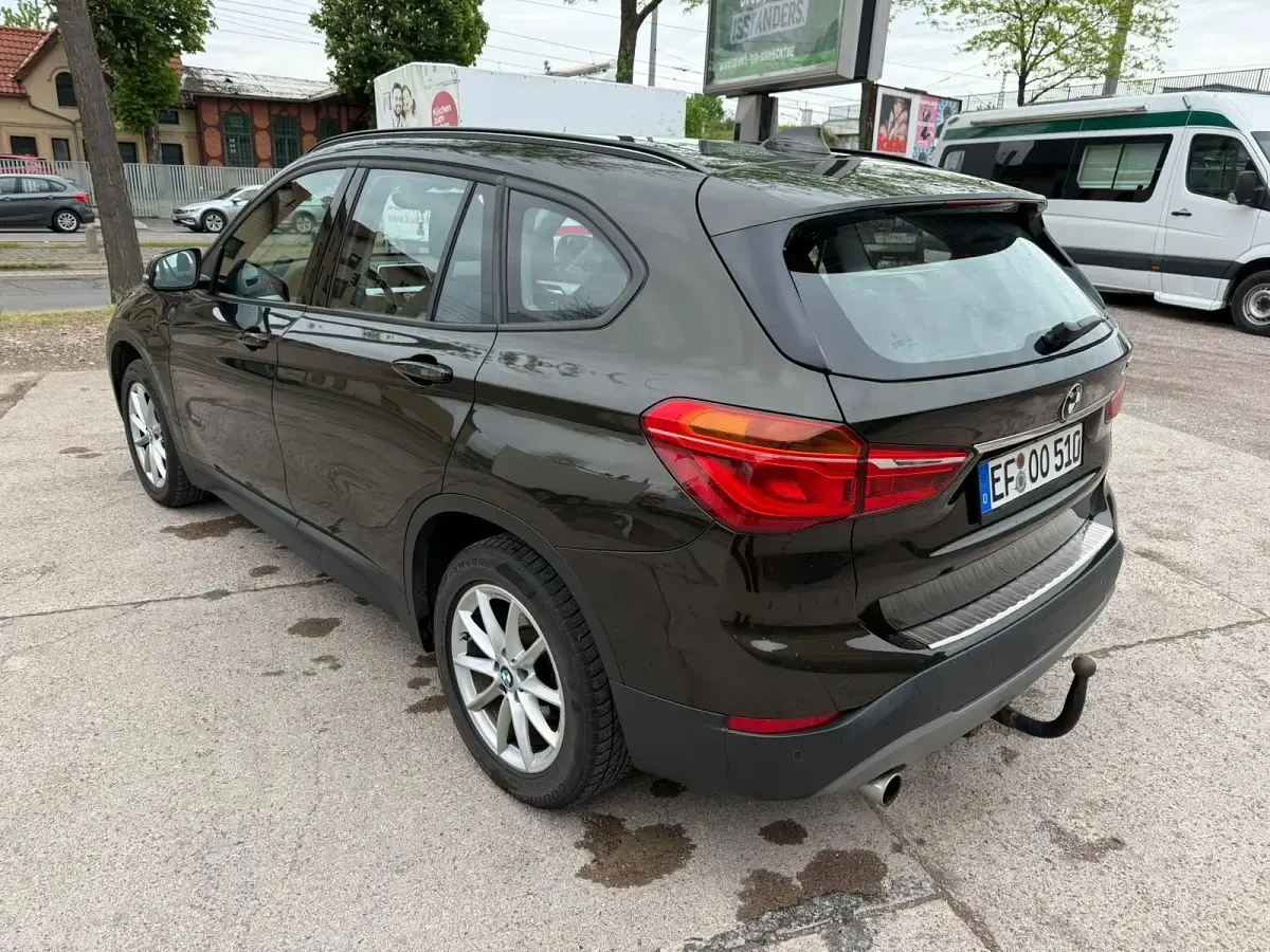 Używany BMW X1 150 KM (110 kW) 2017 Czarny SUV
