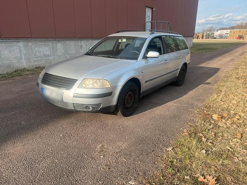 Gebraucht VW Passat 150 PS (110 kW) 2001 Silber Kombi