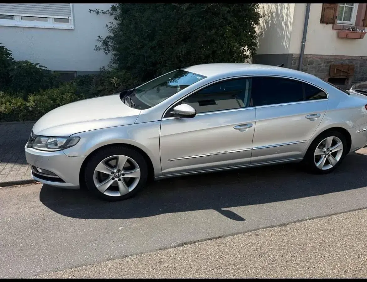 Gebraucht VW Passat 150 PS (110 kW) 2015 Silber Limousine