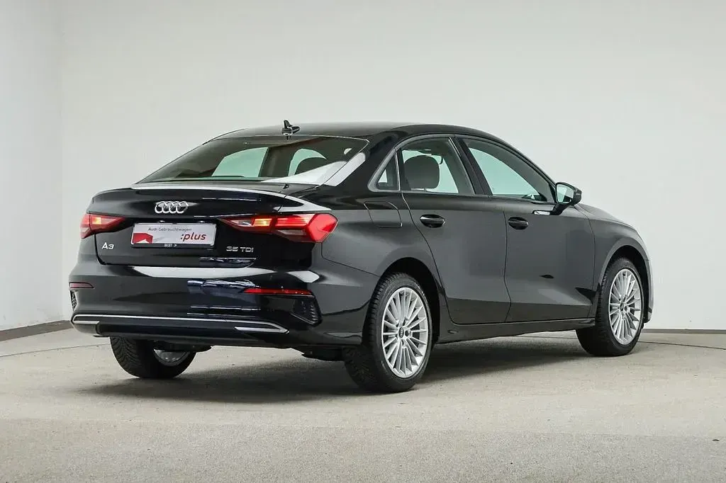 Gebraucht Audi A3 Advanced Plus 150 PS (110 kW) 2022 Mythosschwarz metallic Limousine