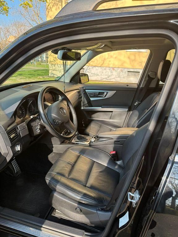 Gebraucht Mercedes GLK350 272 PS (200 kW) 2010 Schwarz SUV