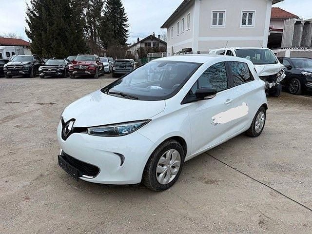 Gebraucht Renault Zoe Life 64 kW (88 PS) 2015 Weiß Kleinwagen