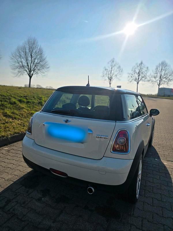 Gebraucht Mini Cooper 120 PS (88 kW) 2008 Weiß Kleinwagen