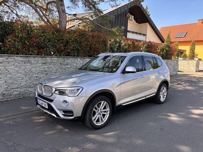 Grau Gebraucht 2017 BMW X3 Luxury Line SUV | 22.900 € (Guter Preis) - Bild 1/4