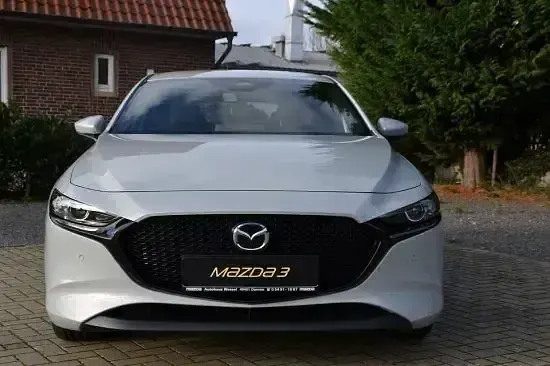 Gebraucht Mazda 3 Center-Line 140 PS (102 kW) 2026 Weiß Limousine