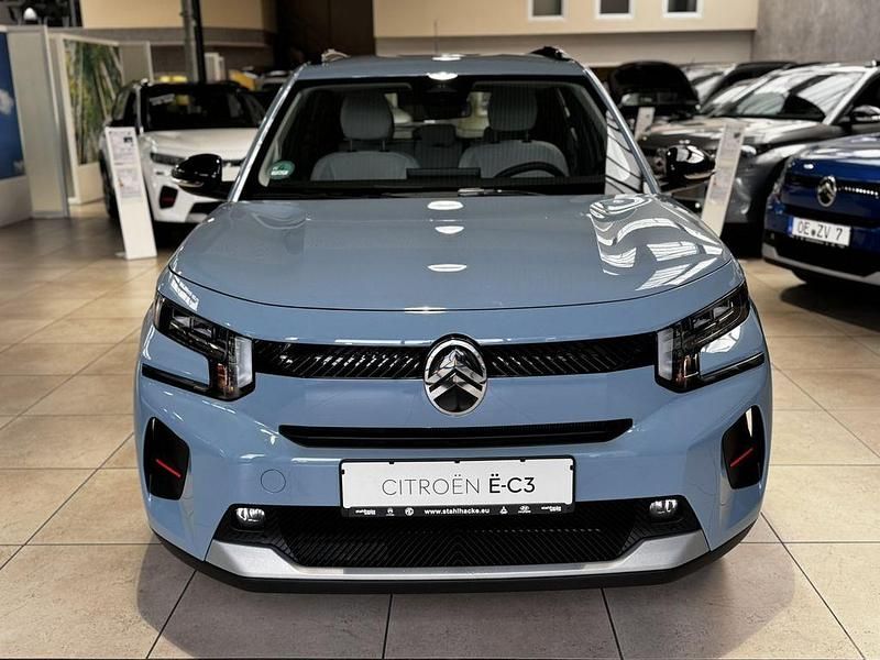 Neu Citroën e-C3 83 kW (113 PS) 2025 Blau Limousine