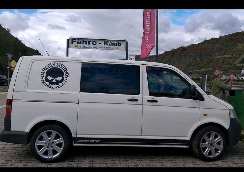 Weiß Gebraucht 2005 VW T5 Van | 10.999 € - Bild 1/4