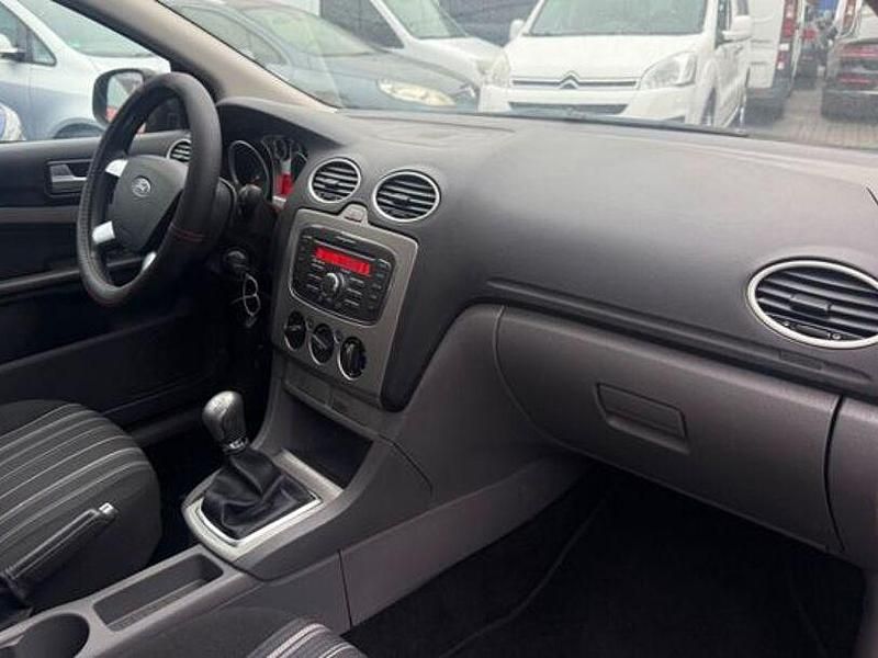 Usata Ford Focus 90 CV (66 kW) 2011 Nero Berlina