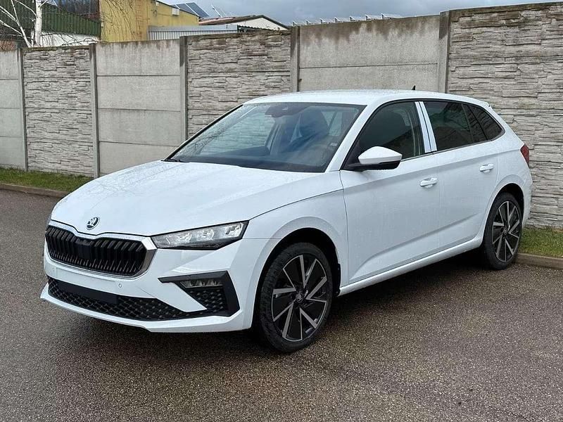 Neu Skoda Scala Selection 116 PS (85 kW) 2026 Weiß moon metallic Kleinwagen