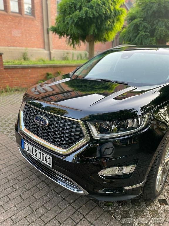 Schwarz Gebraucht 2018 Ford Edge Vignale SUV | 19.700 € (Superpreis) - Bild 1/4