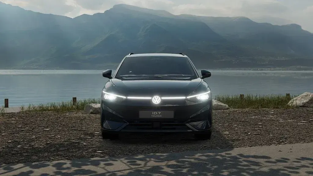 Neu VW ID.7 Pro 244 kW (333 PS) 2026 Grenadillschwarz metallic Kombi