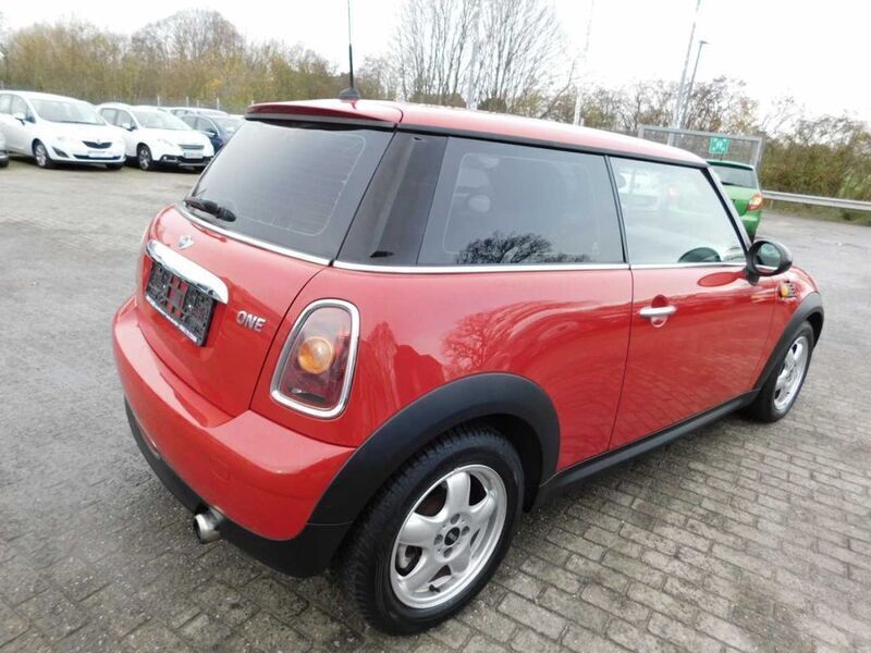 Gebraucht Mini ONE 95 PS (69 kW) 2008 Rot Kleinwagen