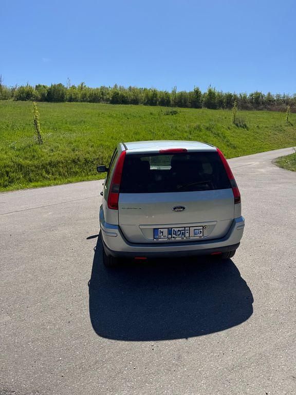 Gebraucht Ford Fusion 101 PS (74 kW) 2004 Silber Kleinwagen