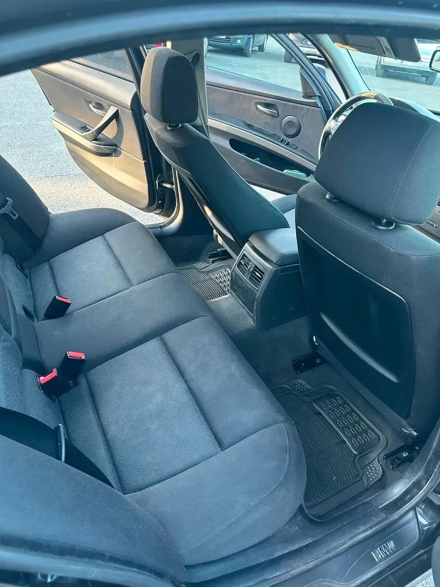 Gebraucht BMW 318 129 PS (94 kW) 2006 Schwarz Limousine