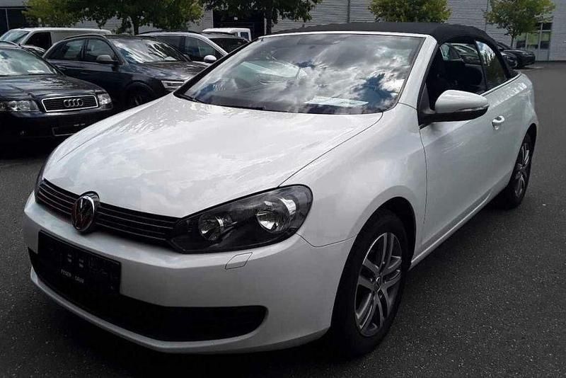 Weiß Gebraucht 2011 VW Golf Cabriolet Basis Cabrio | 7.100 € (Guter Preis) - Bild 1/4