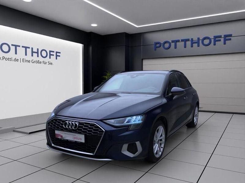 Navarrablau metallic Gebraucht 2023 Audi A3 Advanced Plus | 26.450 € (Fairer Preis) - Bild 1/4