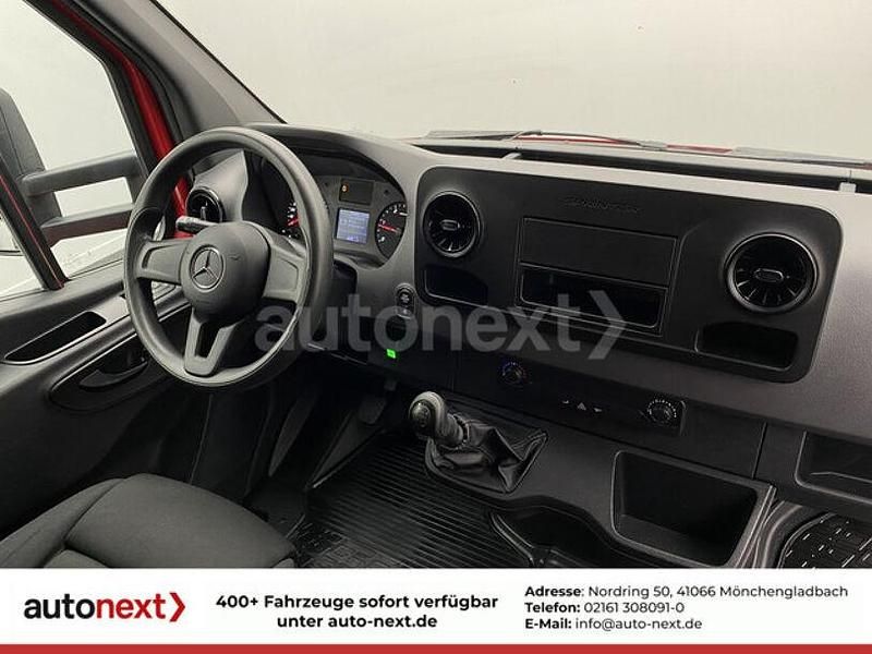 Gebraucht Mercedes Sprinter 143 PS (105 kW) 2020 Rot Van