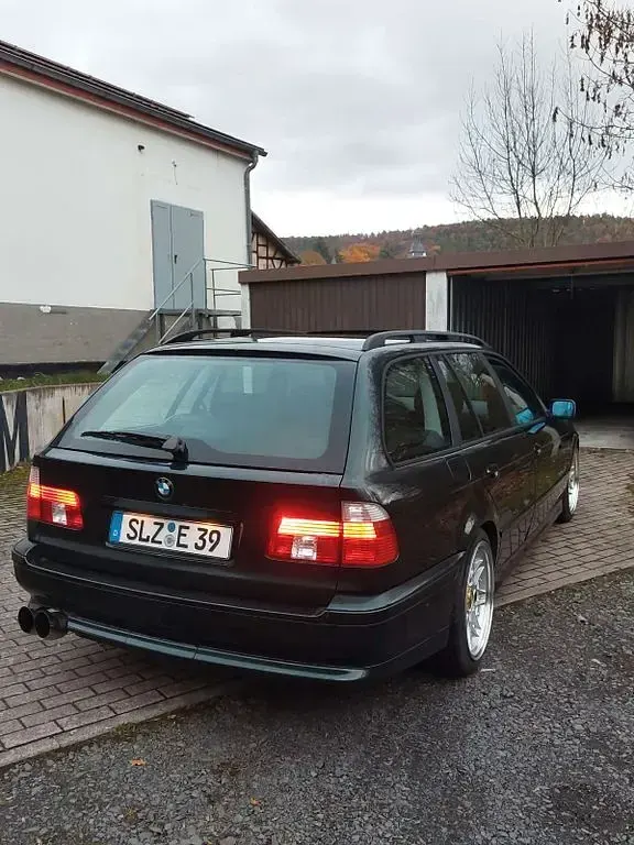 Gebraucht BMW 525 M Sport 192 PS (141 kW) 2003 Grün Kombi
